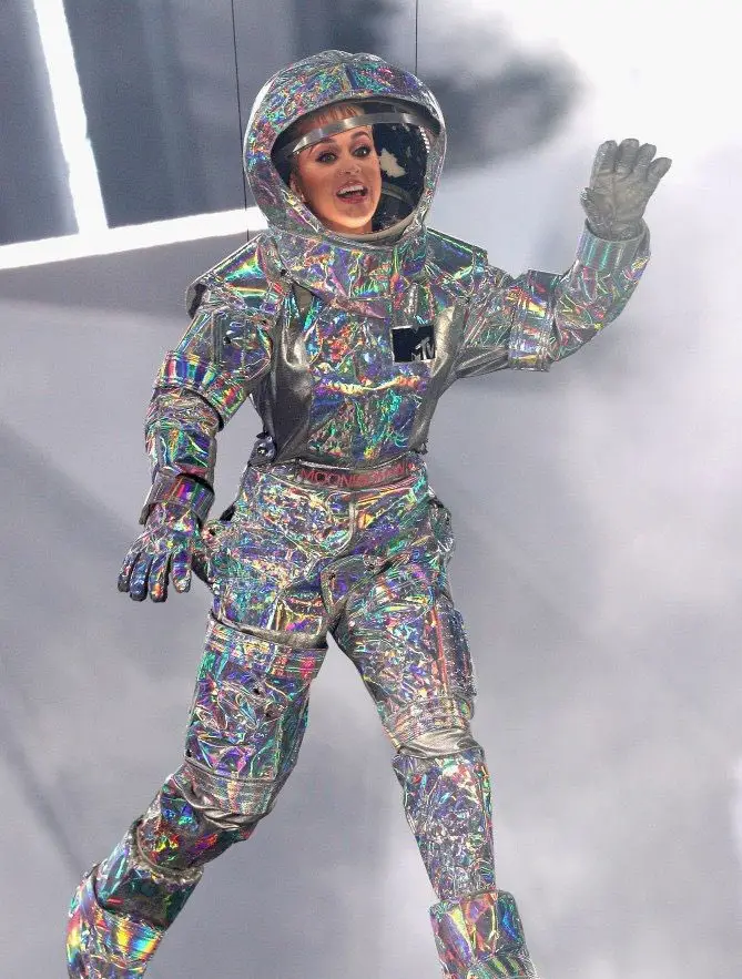 katy perry in the space themed ready to perform in his new music playlist
