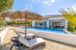Luxury holiday villa with private pool in Spain by Solmar Villas